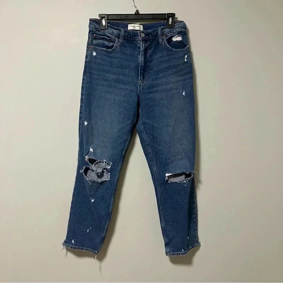 Abercrombie & Fitch  the Mom High Rise distressed Jeans raw hem - Picture 1 of 5